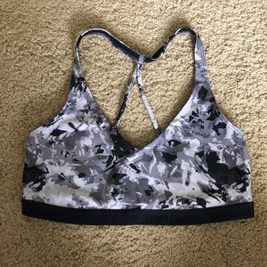 Under Armour sports bra size L